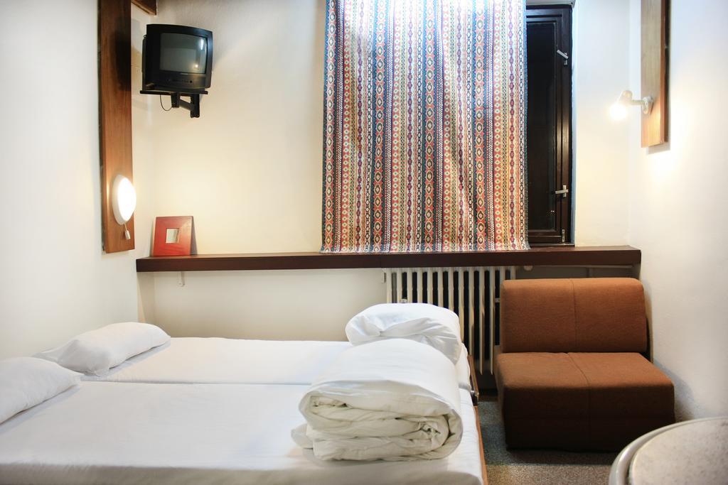 Discounts Hotel